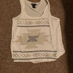 I am selling nice outfits that are sizes XS-M